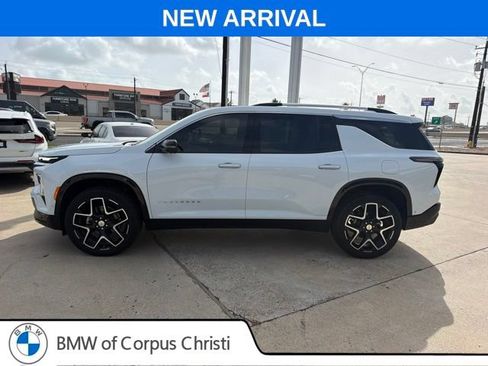 Used 2026 Chevrolet Traverse High Country FWD image 7