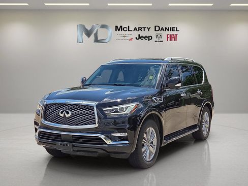 Used 2018 INFINITI QX80 4WD image 2