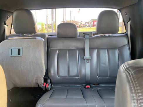 Used 2011 Ford F150 XLT w/ XLT Chrome Pkg image 21