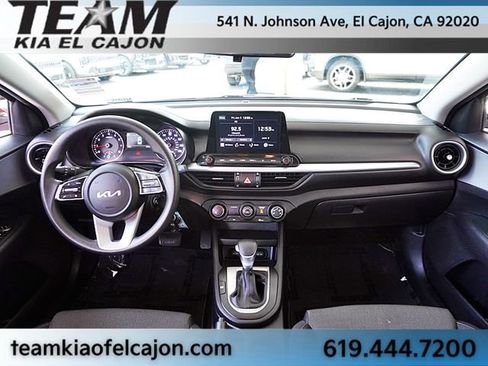Used 2022 Kia Forte LXS w/ LXS Technology Package FWD image 17