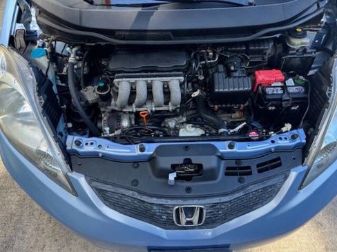 Used 2010 Honda Fit Sport image 11