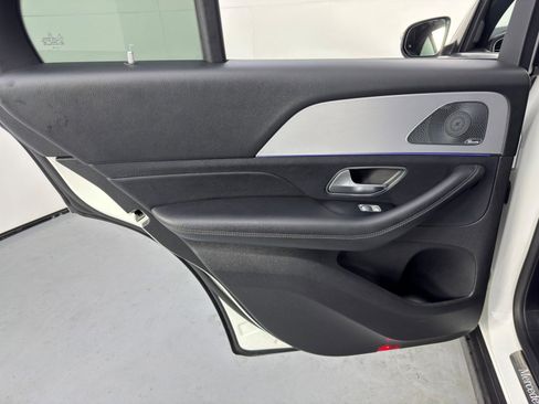 Used 2020 Mercedes-Benz GLE 350 4MATIC w/ Premium Package image 48