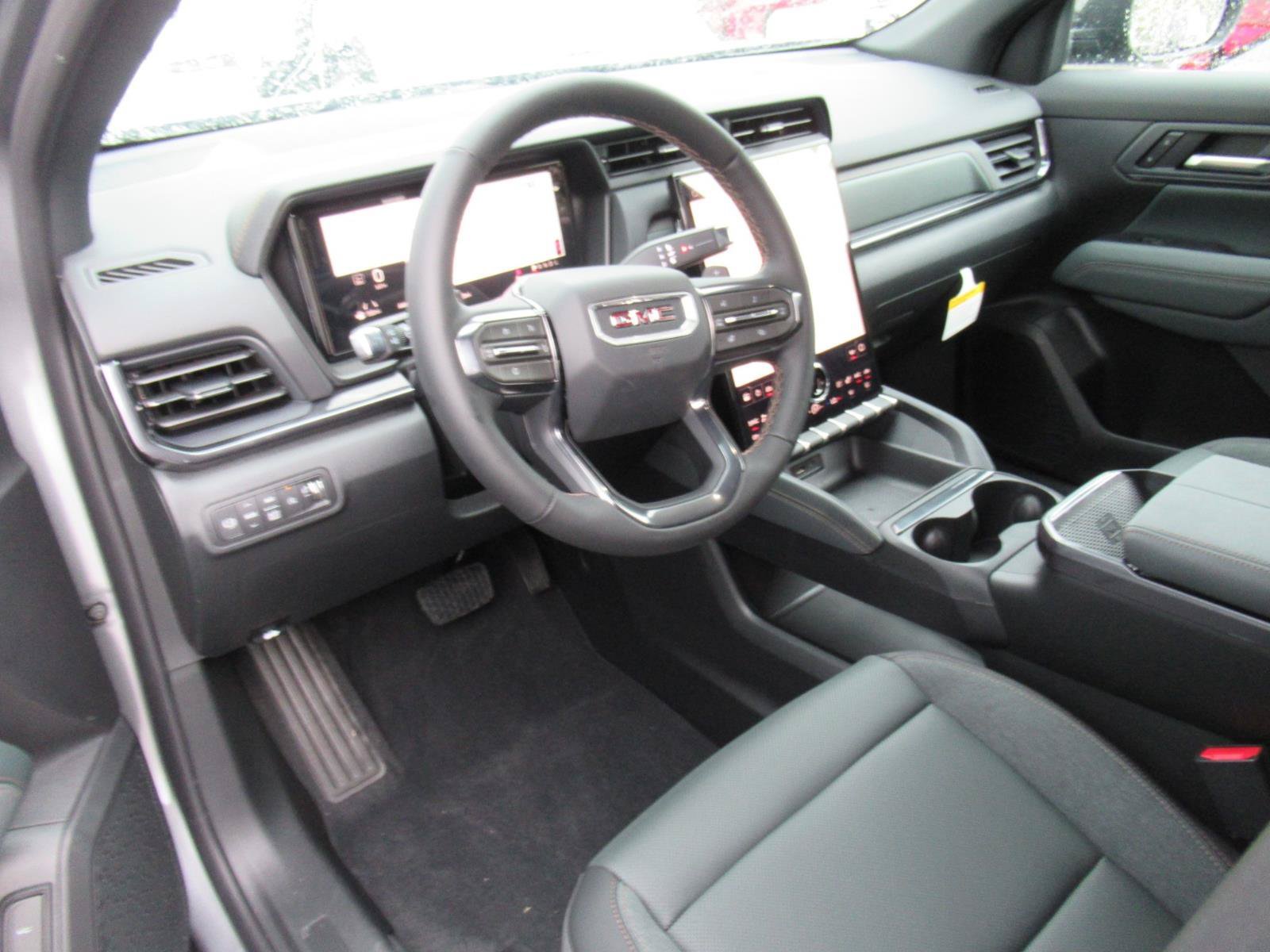 New 2027 GMC Terrain AT4 w/ Convenience Package III AWD/4WD image 15