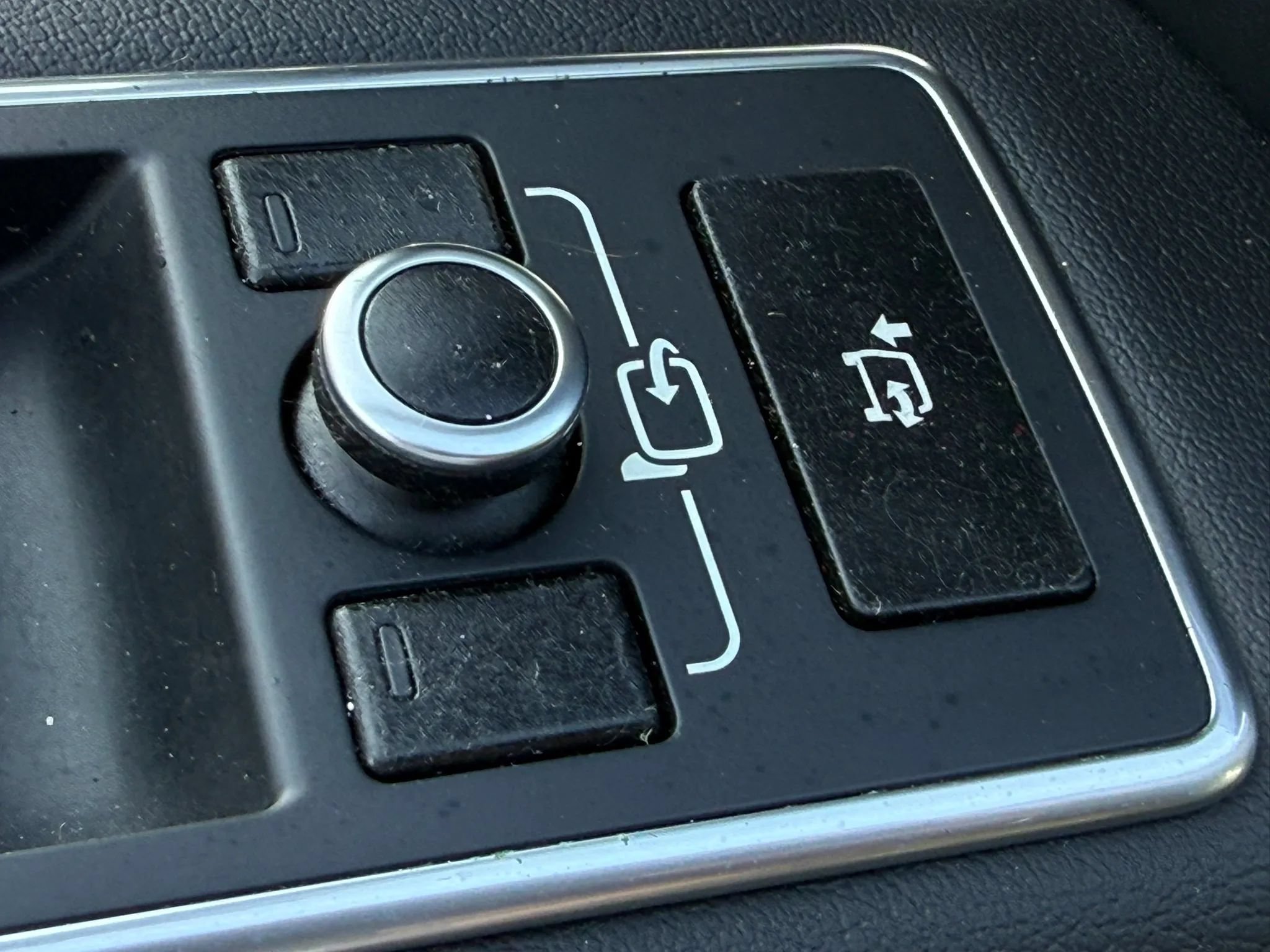 Used 2015 Land Rover Range Rover AWD/4WD image 39