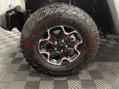 Used 2022 Jeep Wrangler Unlimited Rubicon 4xe AWD/4WD image 13