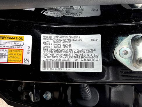 Used 2024 Acura Integra A-Spec FWD image 18