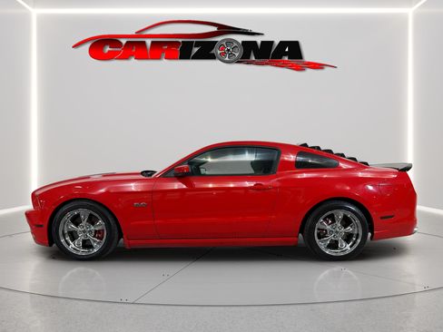 Used 2013 Ford Mustang GT RWD image 10