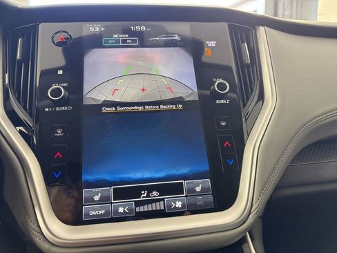 Used 2025 Subaru Outback Premium image 27