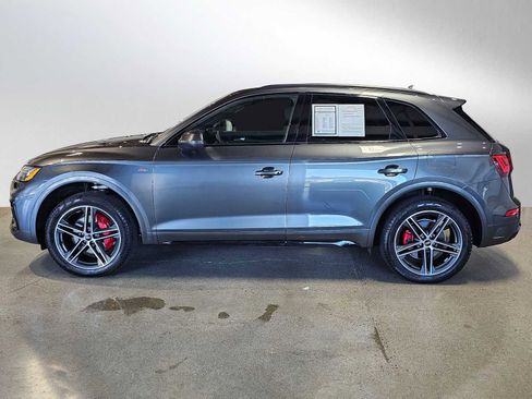 Used 2025 Audi Q5 e Premium Plus w/ Premium Plus Package image 4