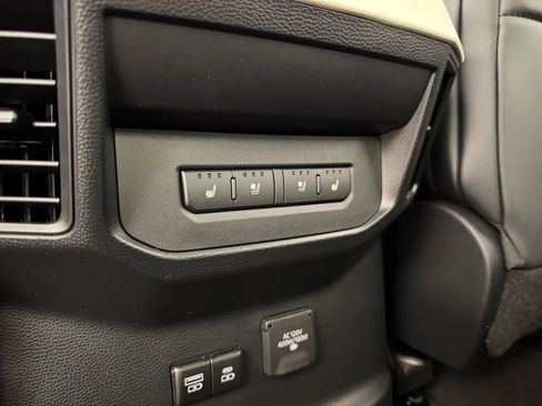 Used 2023 Toyota Tundra Capstone AWD/4WD image 35