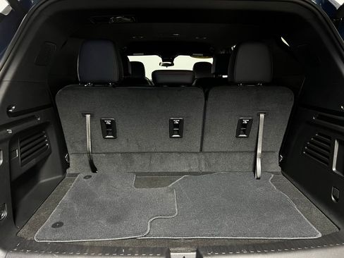 Used 2025 Chevrolet Traverse Z71 image 27