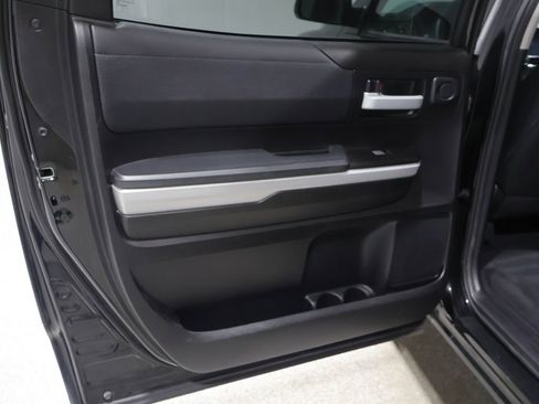 Used 2021 Toyota Tundra SR5 AWD/4WD image 17