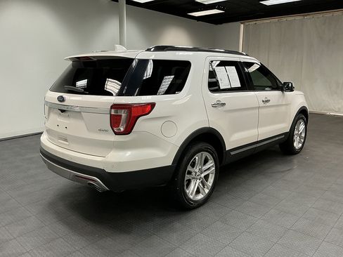 Used 2017 Ford Explorer Limited AWD/4WD image 5