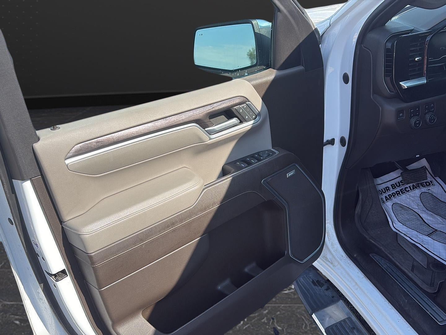 Used 2023 Chevrolet Silverado 1500 LTZ w/ LTZ Convenience Package II AWD/4WD image 9