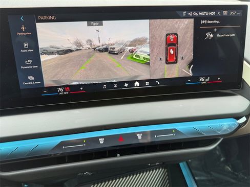 Used 2025 BMW X3 xDrive30i w/ Premium Package image 22