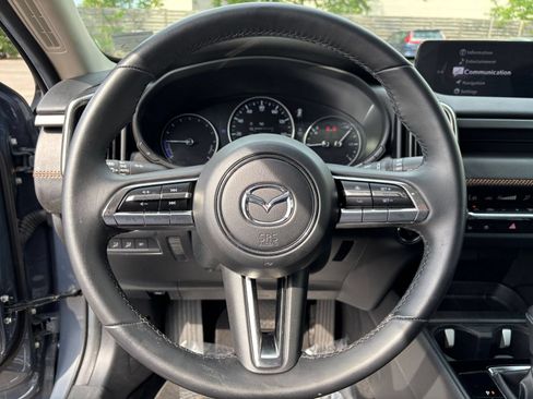 Used 2025 Chevrolet Equinox LT FWD image 30