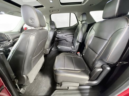 Used 2019 Chevrolet Traverse LT w/ LT Premium Package AWD/4WD image 26
