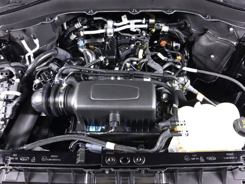 Used 2023 Ford Explorer XLT w/ Equipment Group 202A image 45