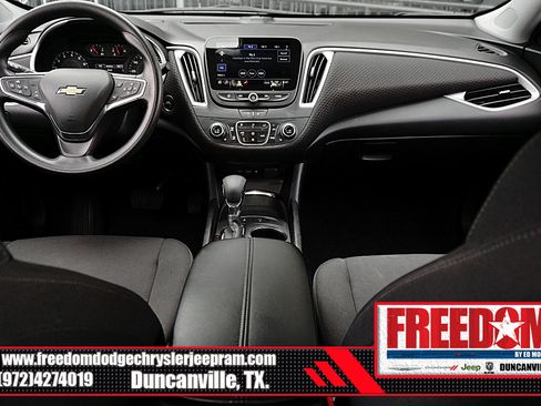 Used 2024 Chevrolet Malibu LT FWD image 11
