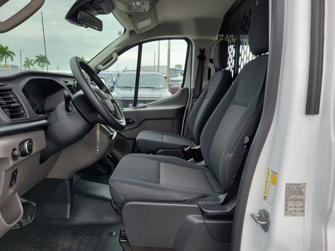 Used 2025 Ford Transit 250 Low Roof w/ Exterior Upgrade Package RWD image 11
