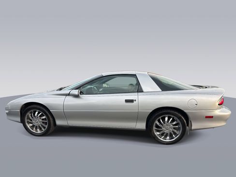 Used 1993 Chevrolet Camaro LT image 4