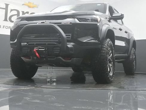 New 2026 Chevrolet Colorado ZR2 w/ Off-Road Front Bumper Package AWD/4WD image 4