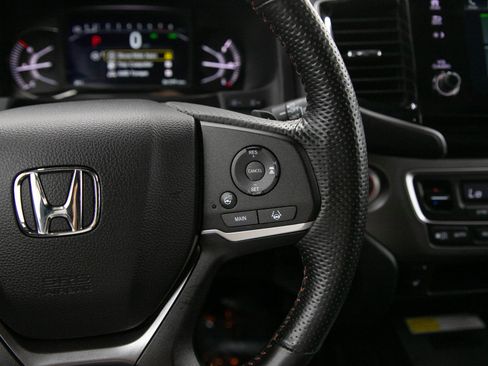 Used 2023 Honda Passport TrailSport image 26