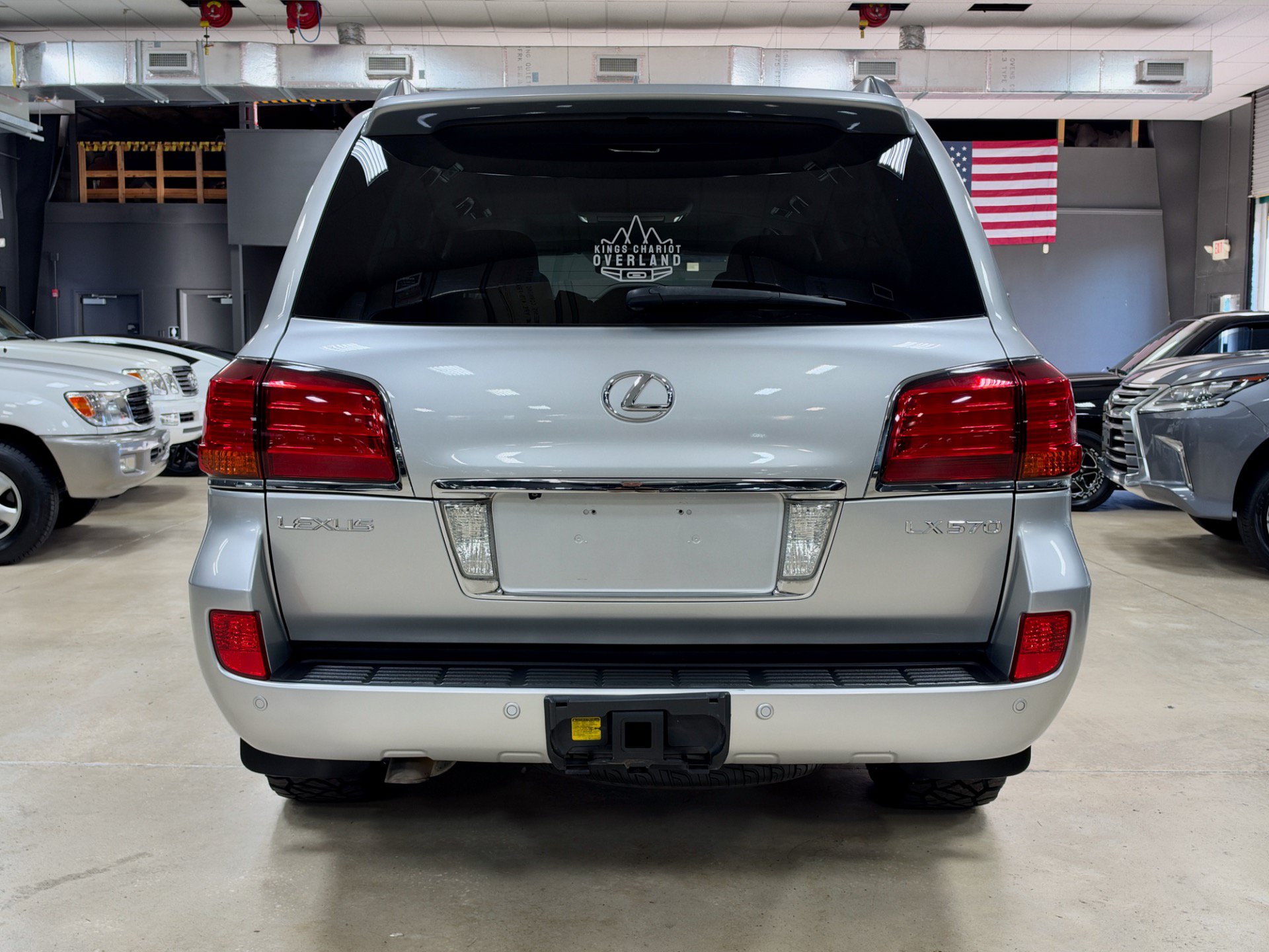 Used 2010 Lexus LX 570 4WD image 7