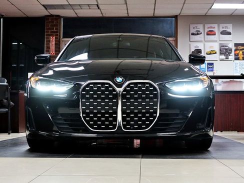 Used 2022 BMW 430i Gran Coupe w/ M Sport Package image 6