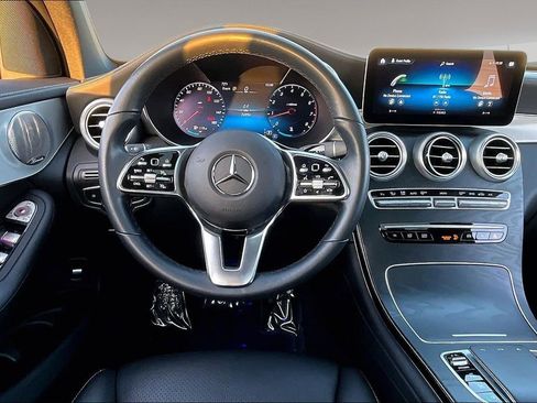 Used 2023 Mercedes-Benz GLC 300 4MATIC Coupe image 8