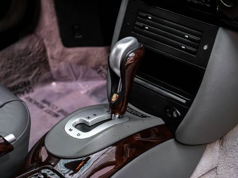 Used 2004 Porsche 911 Carrera 4S image 22