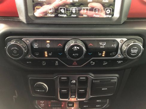 Used 2020 Jeep Wrangler Unlimited Rubicon image 27