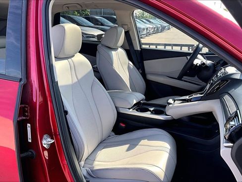 Used 2025 Acura RDX SH-AWD w/ Technology Package image 9