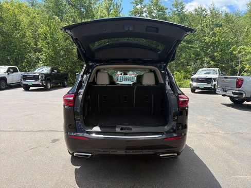 Certified 2021 Buick Enclave Essence w/ Sport Touring Edition AWD/4WD image 23