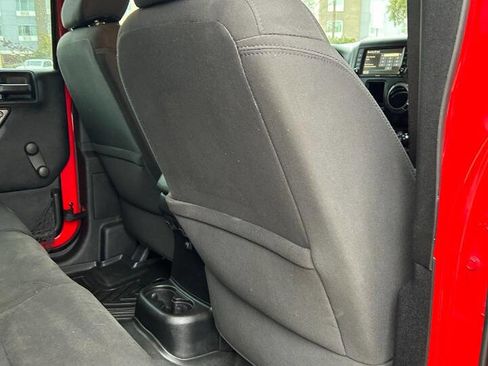 Used 2014 Jeep Wrangler Unlimited Sport w/ Connectivity Group image 74