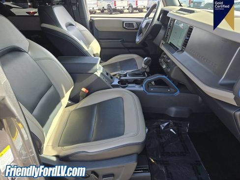 Certified 2024 Ford Bronco Wildtrak AWD/4WD image 18