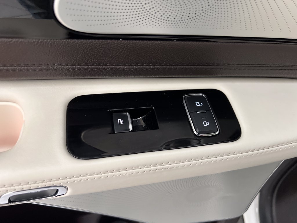 Used 2020 Lincoln Aviator Black Label w/ Dynamic Handling Package AWD/4WD image 21