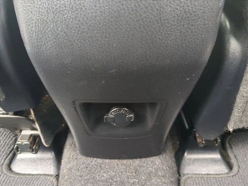 Used 2018 Toyota RAV4 SE AWD/4WD image 25