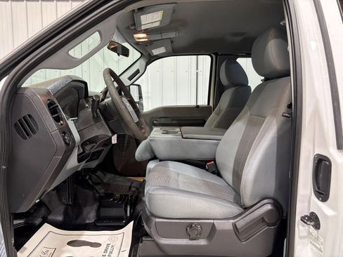 Used 2016 Ford F250 XL w/ XL Value Package image 11