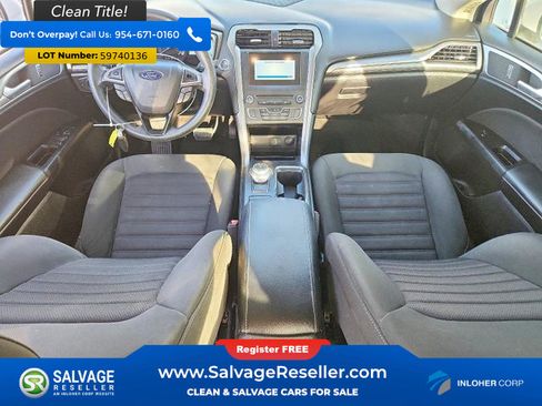 Used 2017 Ford Fusion SE w/ Fusion SE Technology Package FWD image 11