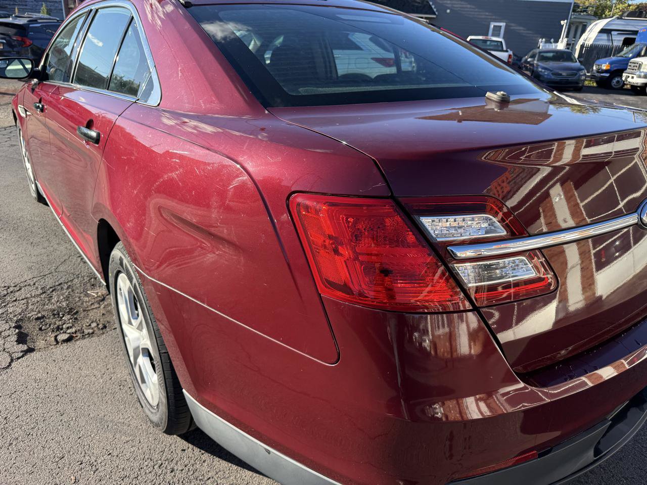 Used 2015 Ford Taurus Police Interceptor FWD image 10