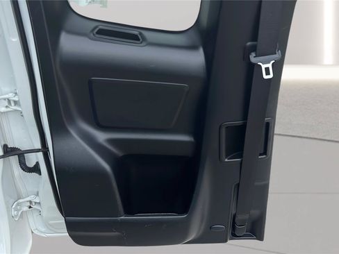 Used 2021 Toyota Tacoma SR RWD image 14