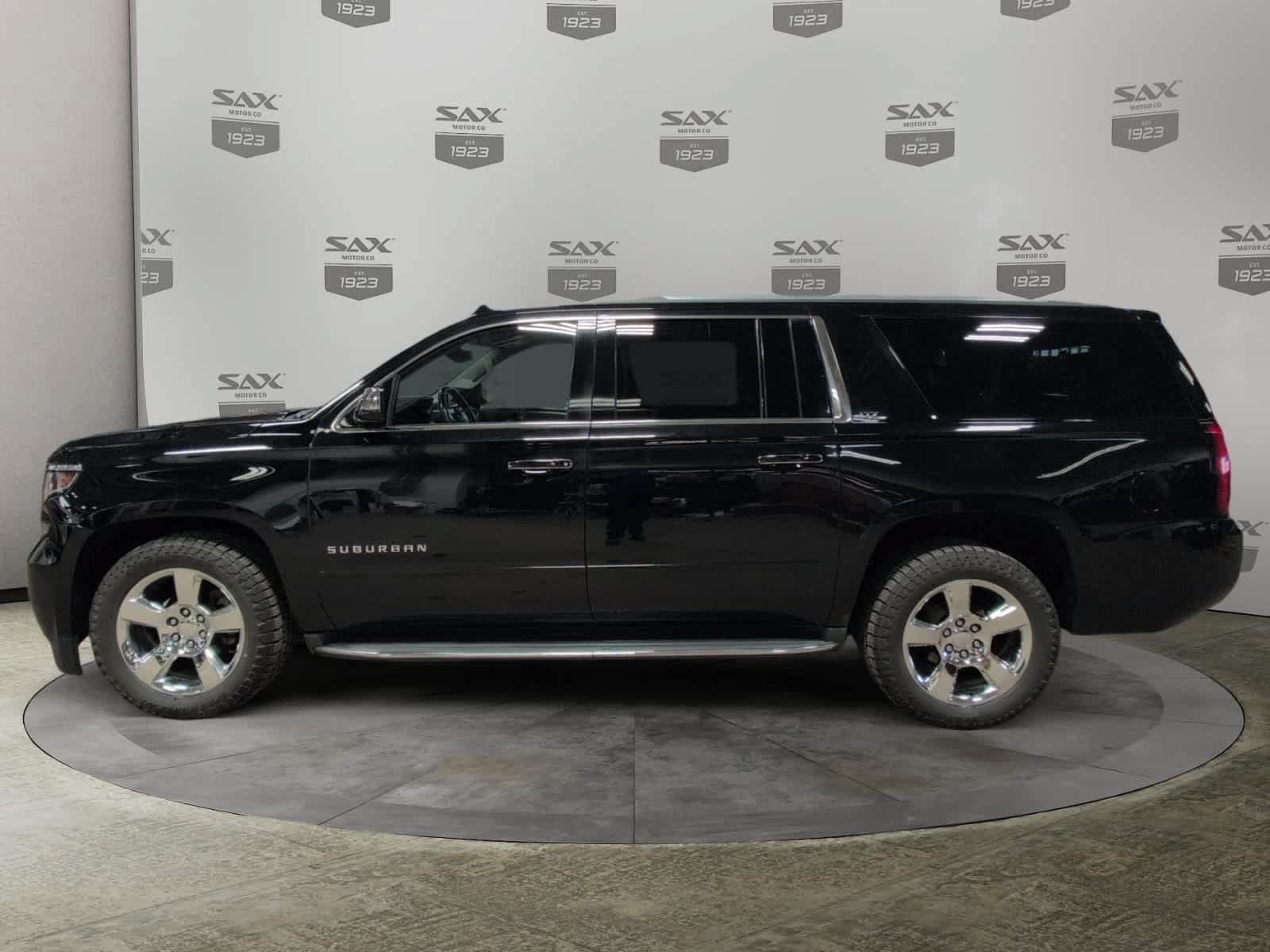 Used 2015 Chevrolet Suburban LTZ AWD/4WD image 2