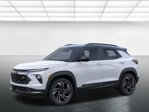 New 2026 Chevrolet TrailBlazer RS w/ Convenience Package FWD image 2