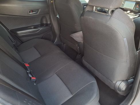 Used 2018 Toyota C-HR XLE FWD image 33