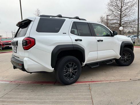 New 2026 Toyota 4Runner SR5 image 6