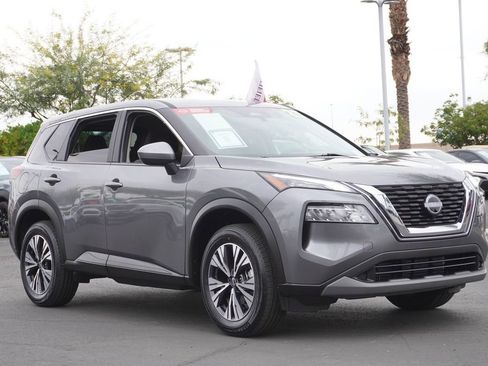 Certified 2023 Nissan Rogue SV image 4