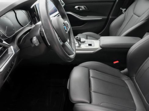 Certified 2022 BMW 330i Sedan w/ M Sport Package image 12