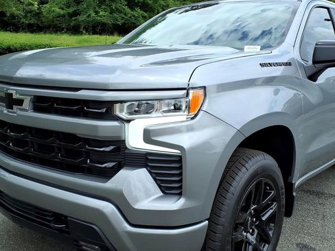 New 2026 Chevrolet Silverado 1500 RST w/ LPO, Dark Essentials Package AWD/4WD image 24