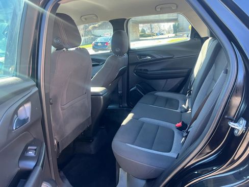 Used 2021 Chevrolet TrailBlazer LS FWD image 28